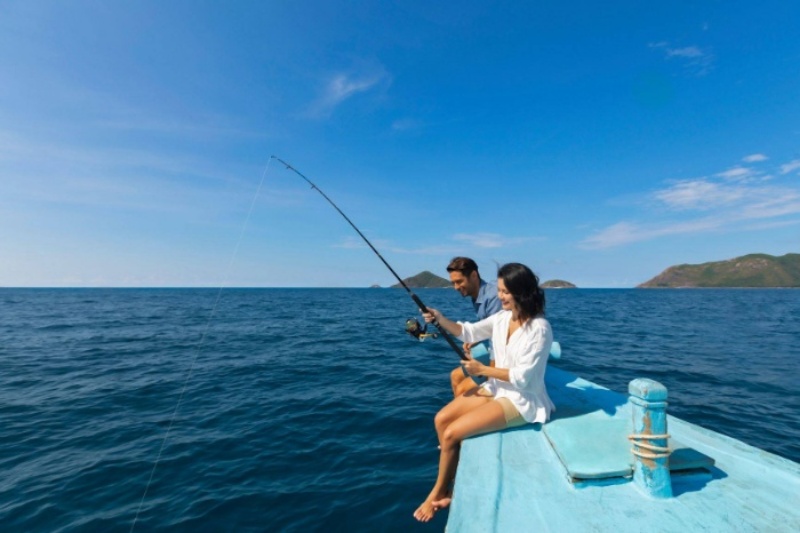 Mộng thấy mình đi câu cá với người yêu ở nơi lãng mạn