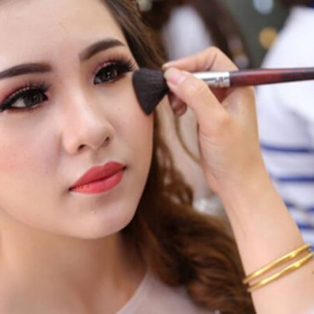 Nằm mơ thấy makeup đánh con số gì để trúng đậm, phát tài